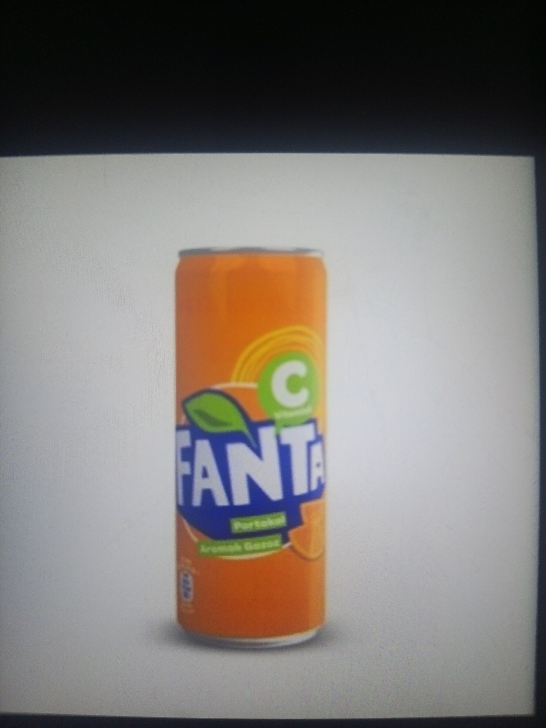 Fanta kutu 330 ml