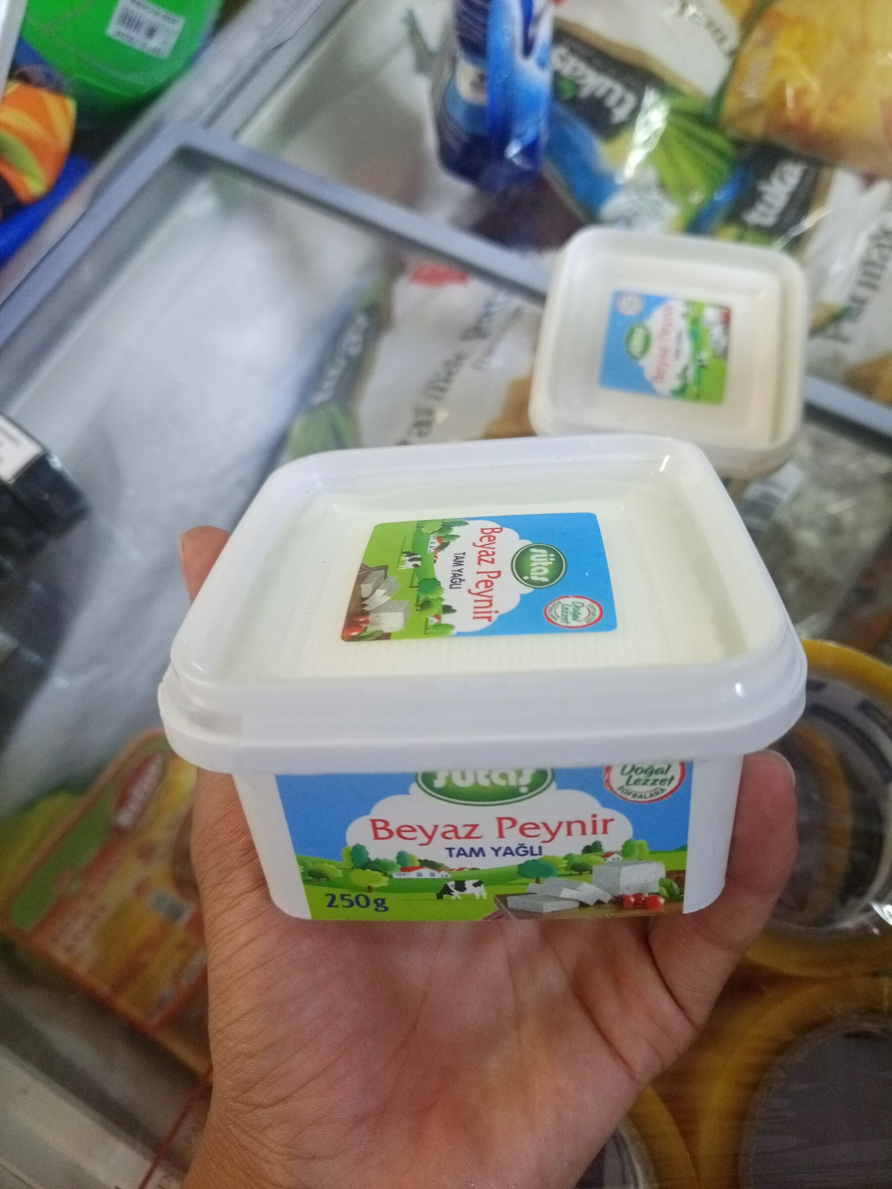 Sütaş tam yağlı beyaz peynir 250 g