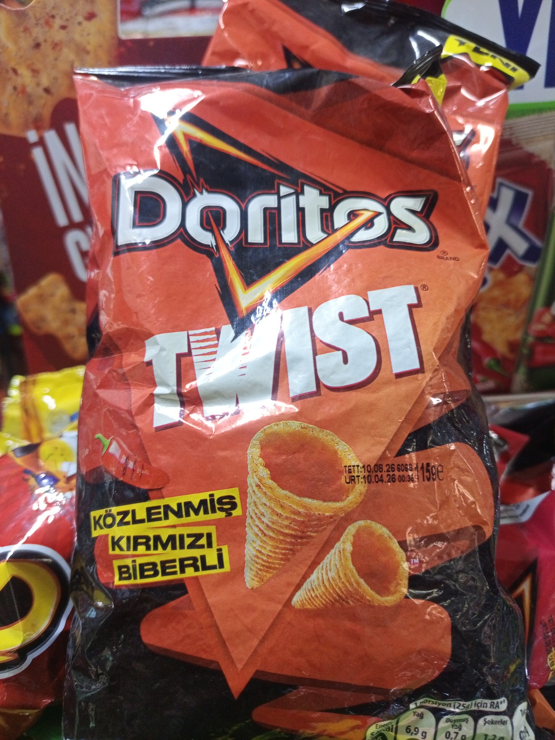 Doritos Twist közlenmiş kırmızı biberli 115
